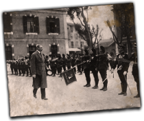 GFX_report_event_DEN_exiled_king